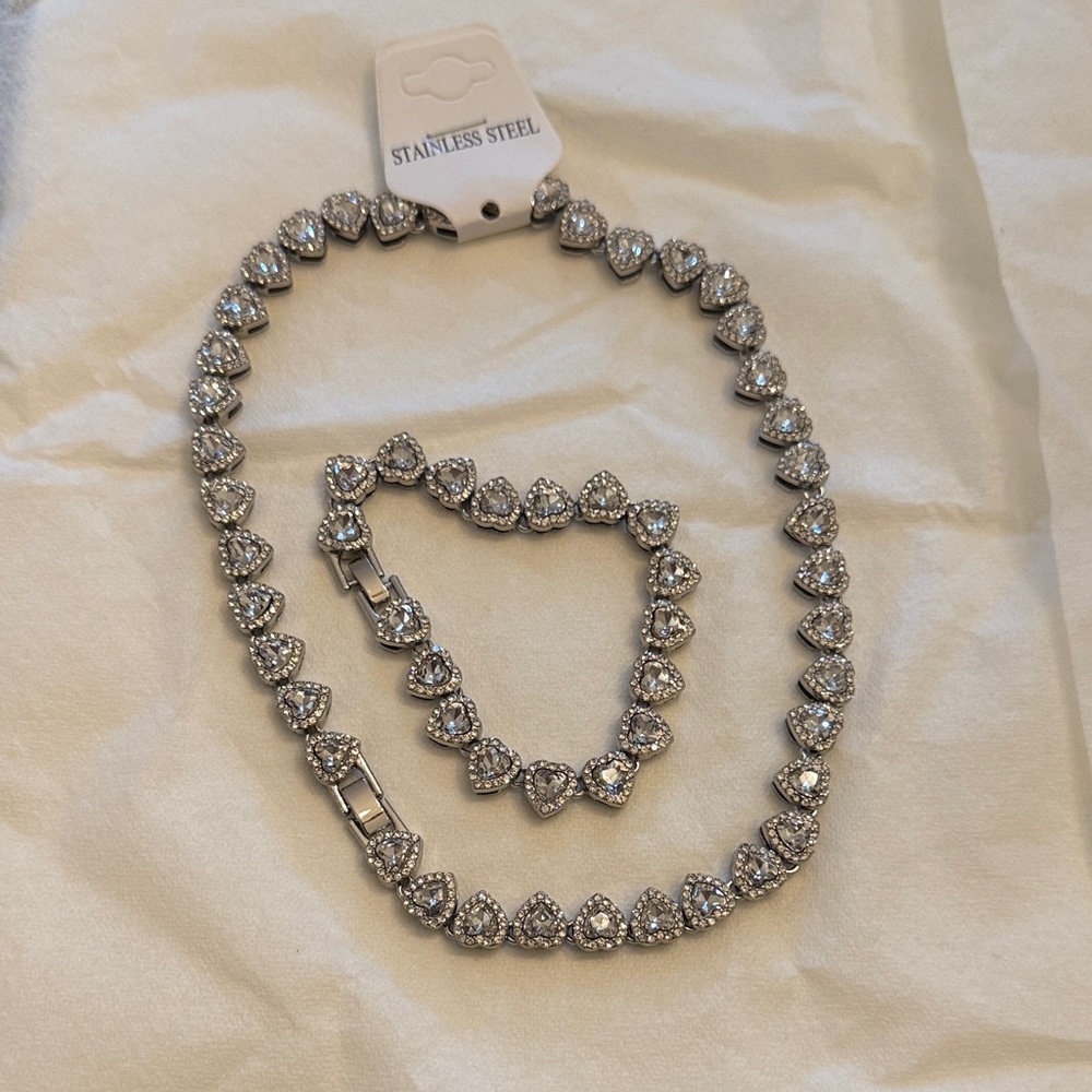 Elegant Silver Heart Jewelry Set